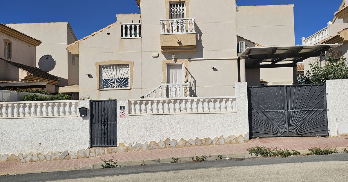 3 bedroom house / villa for long-term let in Ciudad Quesada, Costa Blanca