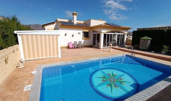 For sale: 3 bedroom house / villa in Hondón de las Nieves, Costa Blanca